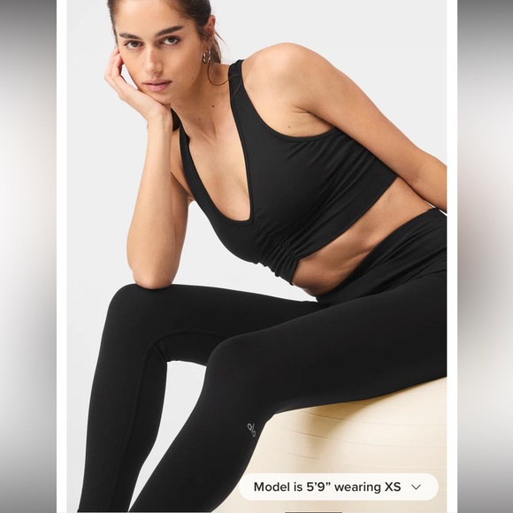 Alo Yoga high waisted leggings - Picture 8 of 13